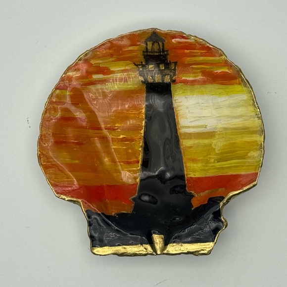 Handmade Sunset Beacon Lighthouse - Picture 4 of 10